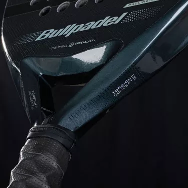Bullpadel Vertex 04 25 racket