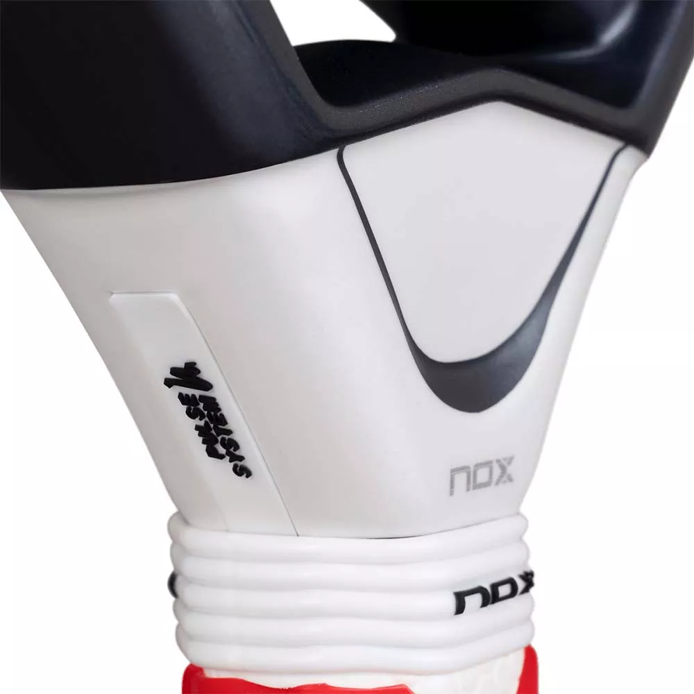 Nox AT10 Genius 12K Alum Xtreme 2026 racket