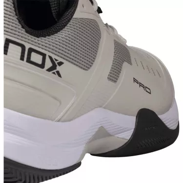 Nox AT10 Pro 2026 Zwart / Wit Schoenen