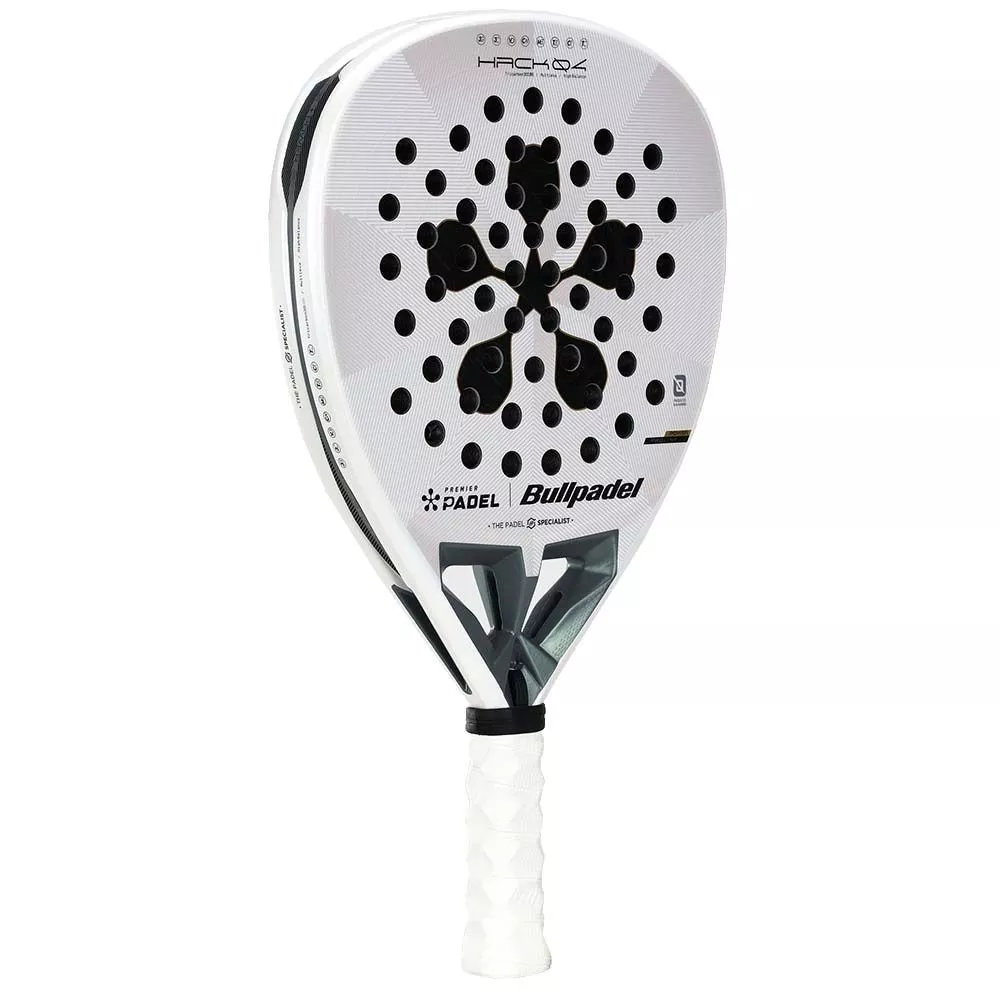 Bullpadel Hack 04 Premier Padel 26 Padelracket